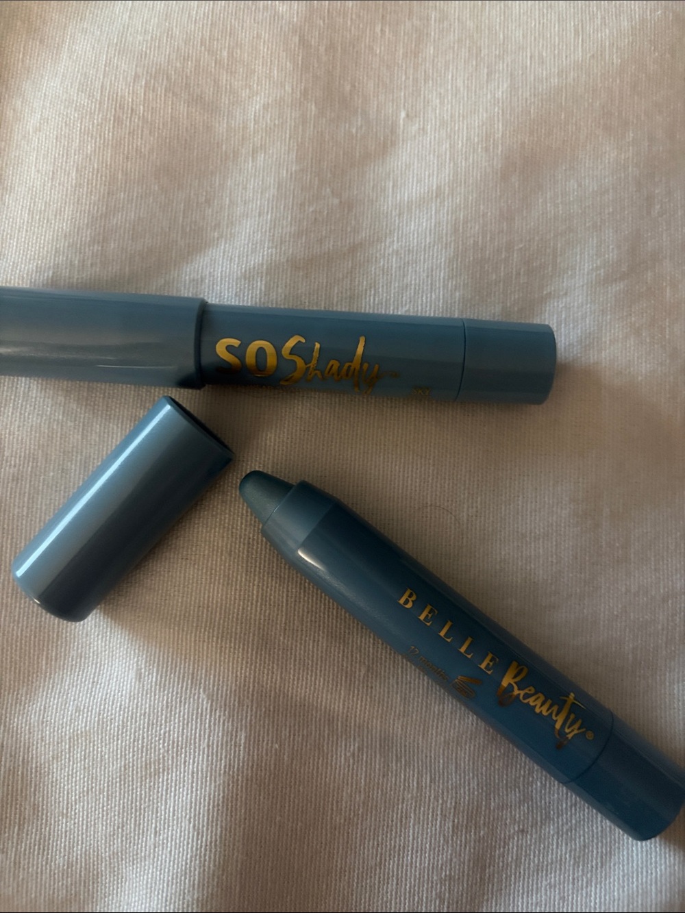 Belle by Kim Gravel Blue Eyeliner Crayon Duo